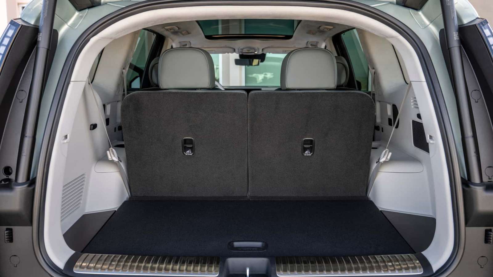 Επίσημη αποκάλυψη για το Hyundai Ioniq 9!